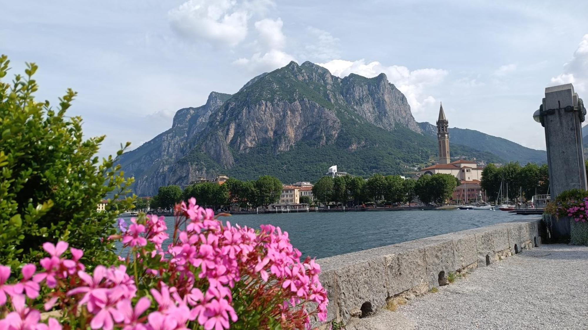 A Pochi Passi Dal Lago Vista Vicolo Lecco Buitenkant foto
